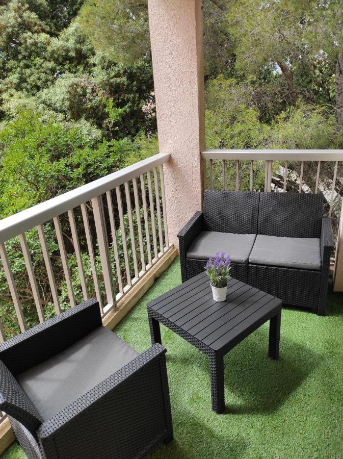 Charmant Studio Climatise 24 M2 Terrasse A 100M De La Plage Saint-Mandrier-sur-Mer Zewnętrze zdjęcie