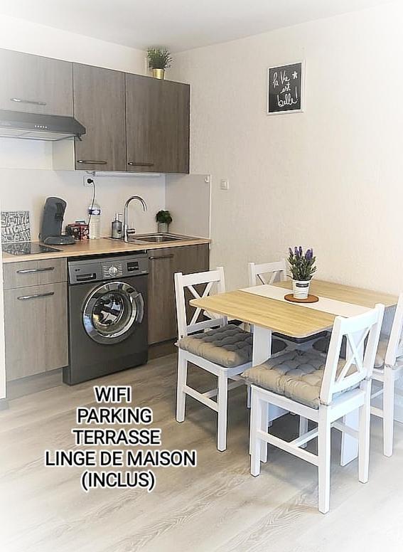 Charmant Studio Climatise 24 M2 Terrasse A 100M De La Plage Saint-Mandrier-sur-Mer Zewnętrze zdjęcie